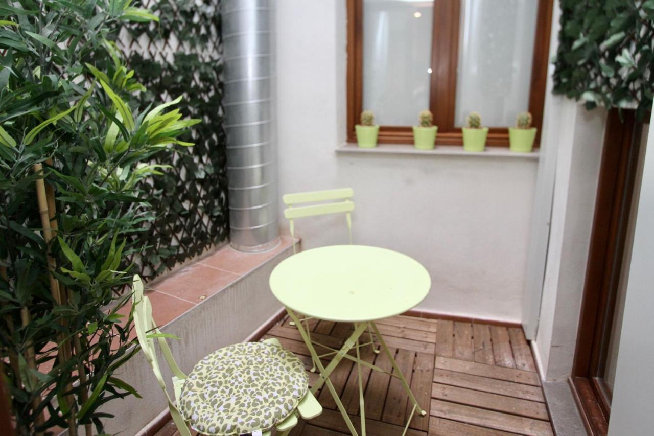 Apartamentos Inside Centro Granada Dış mekan fotoğraf